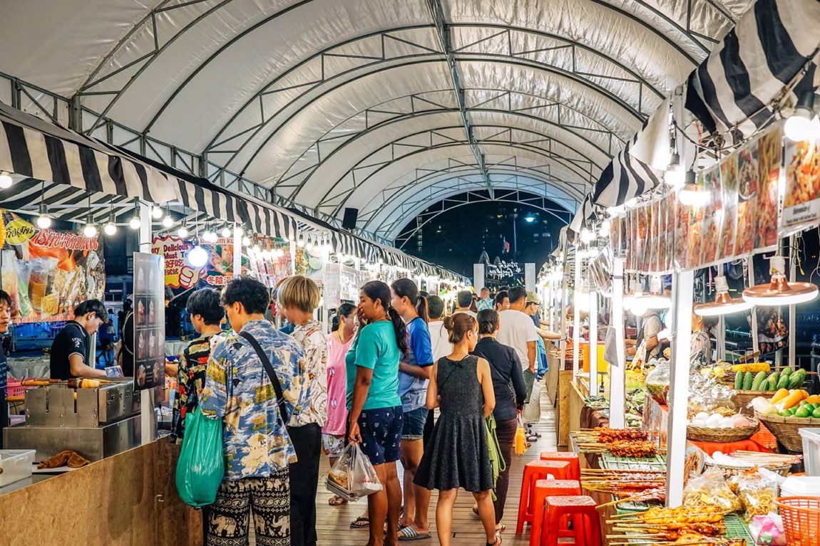 night market near safari world bangkok