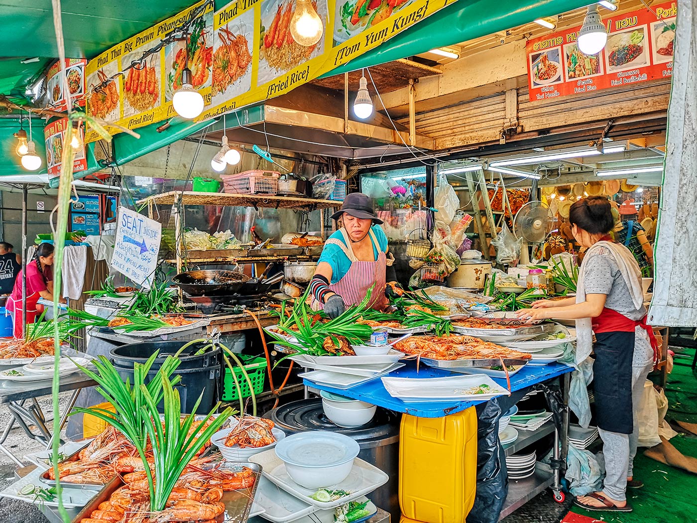 Mercado de fin de semana de Chatuchak en Bangkok - la guía definitiva