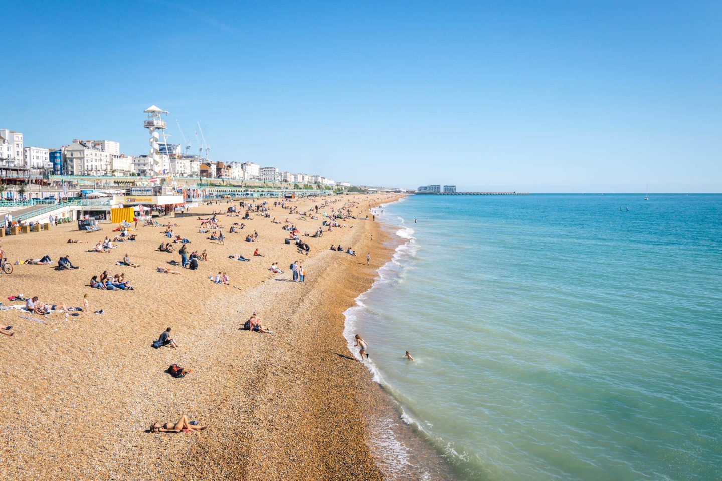 how many tourists visit brighton each year
