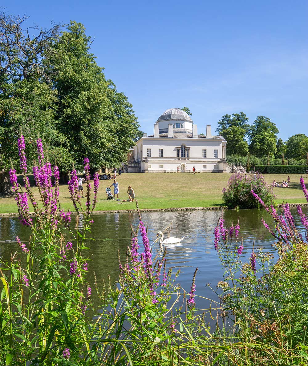 Chiswick Hosue and Gardens - Instagrammable Places in London - Best Photo Spots