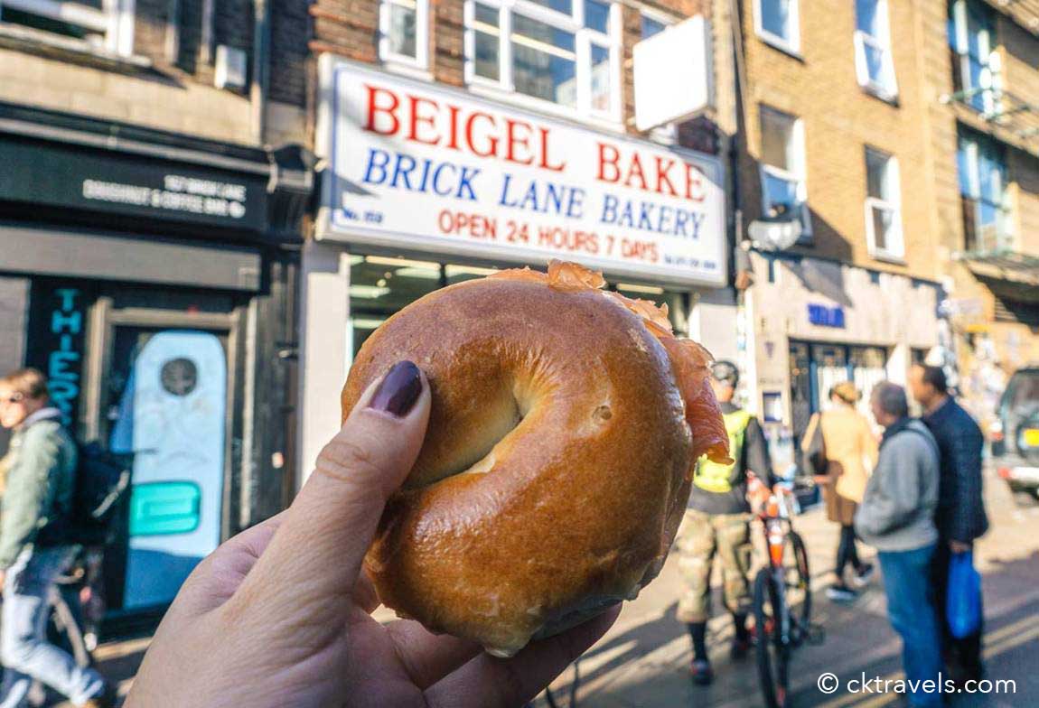 Beigel Bake Bagel Shop near Liverpool Street Station. Copyright CK Travels