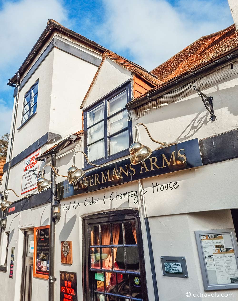 The Watermans Arms, Eton and Windsor. Copyright cktravels.com