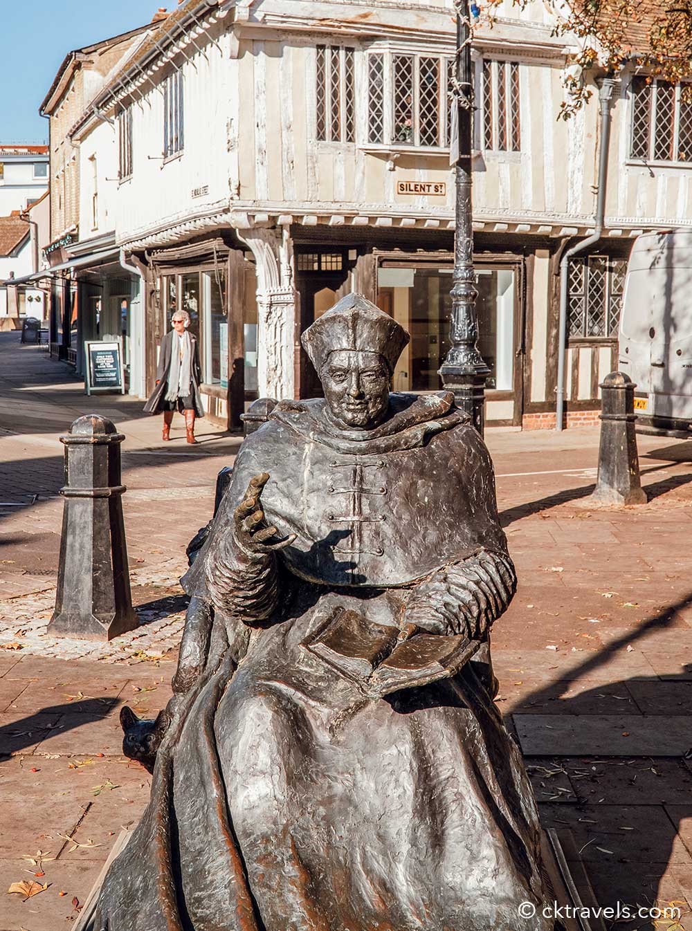 Cardinal Wolsey Statue. Copyright CK Travels