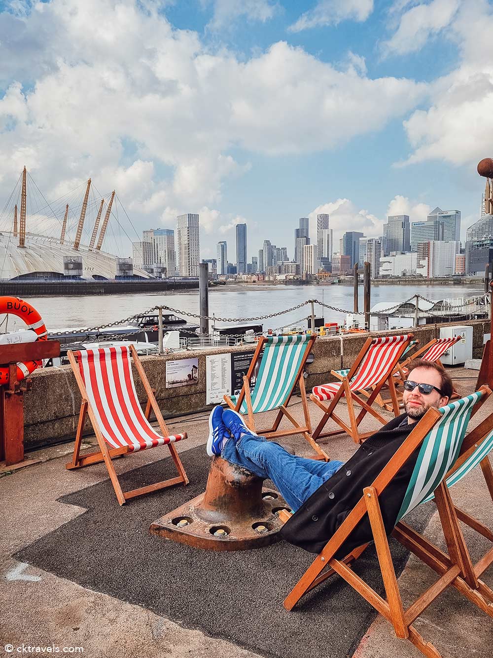 Best views in London - Trinity Buoy Wharf / Trinity Riverside Bar