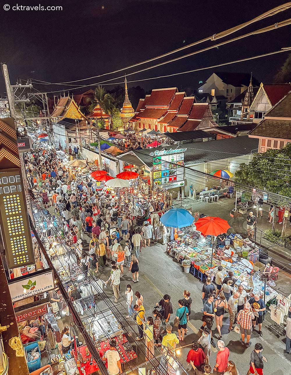 Sunday Walking Market (Tha Phae Walking Street) Chiang Mai at night