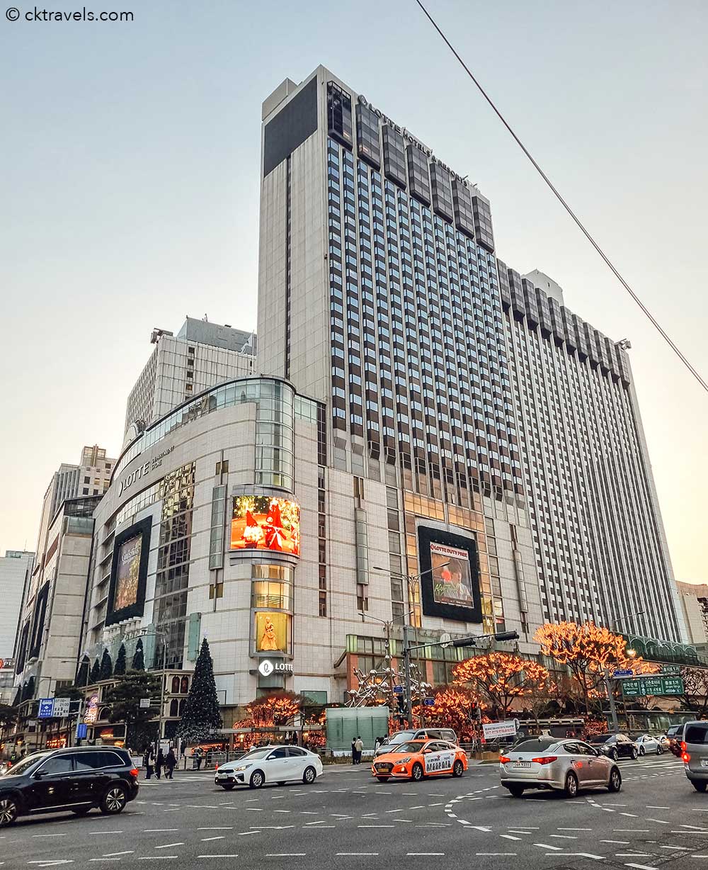 shopping malls and shopping centres in Seoul