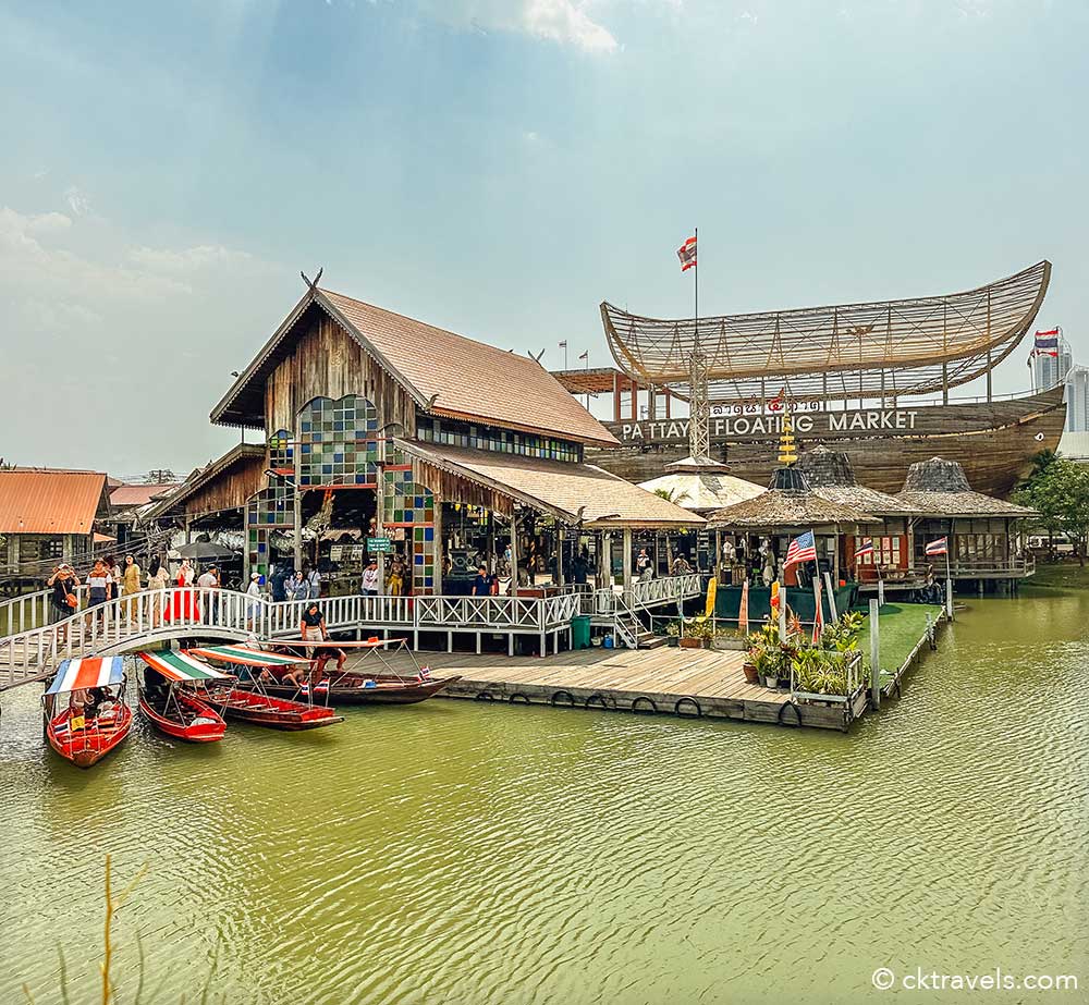 floating market tour pattaya