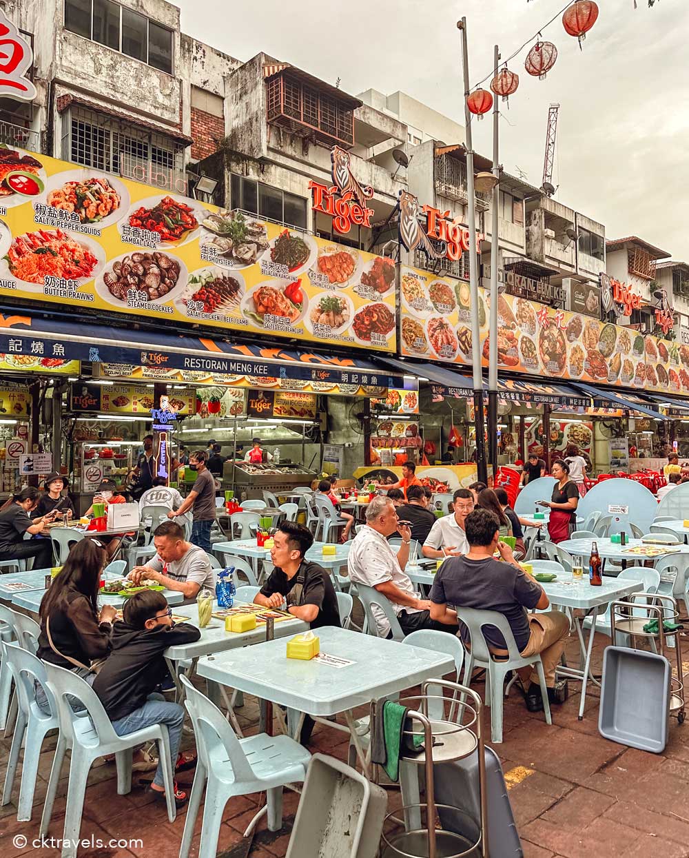 Jalan Alor food street night market - Kuala Lumpur