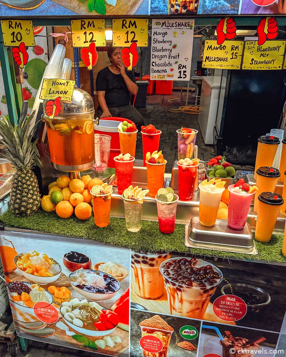 smoothies juices Jalan Alor food street night market - Kuala Lumpur