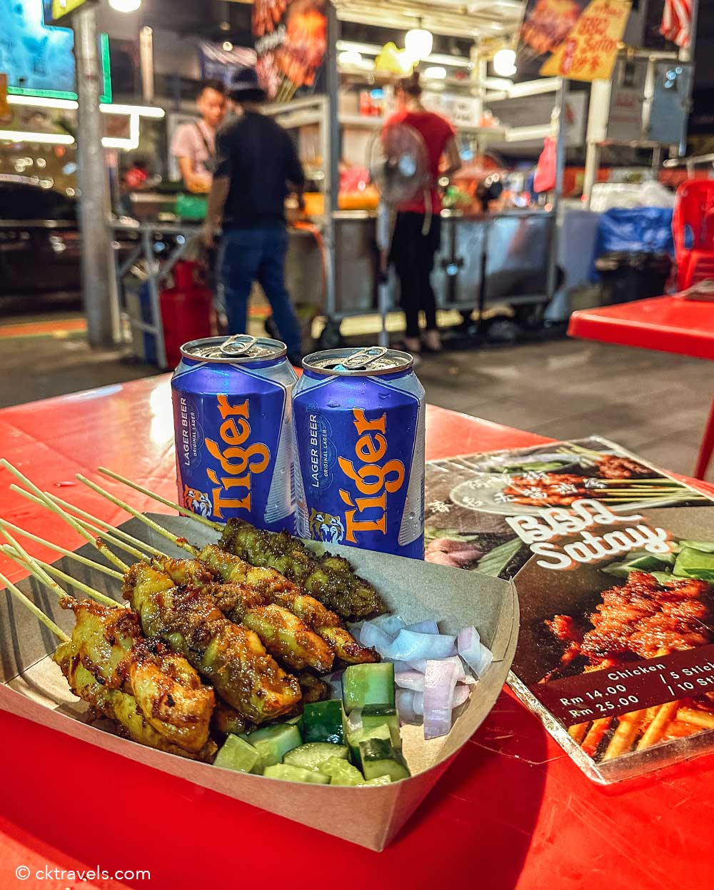 satay and tiger beer Jalan Alor food street night market - Kuala Lumpur