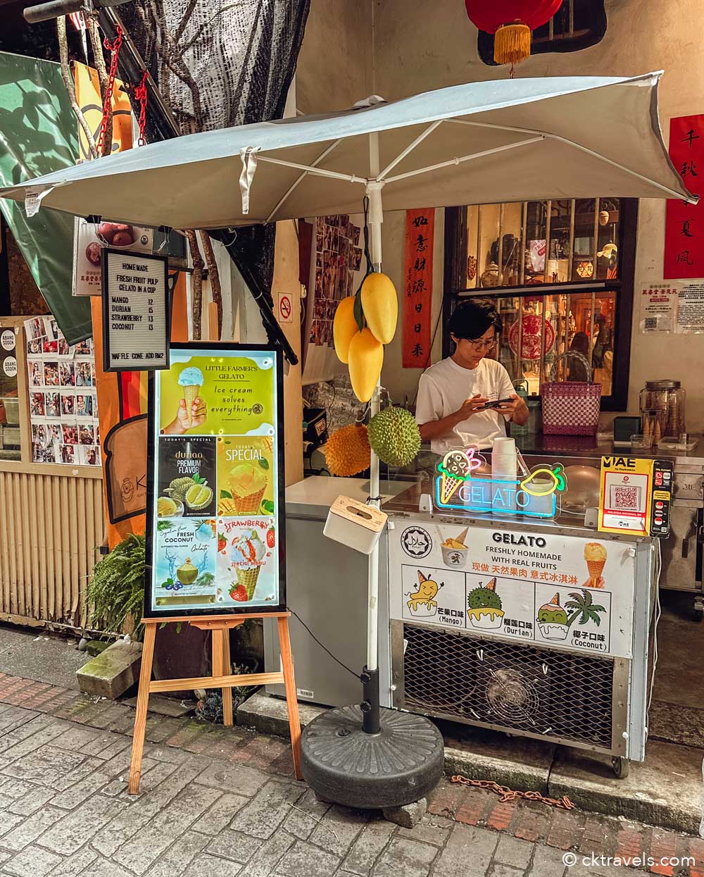 gelato mango and durian Concubine Lane Ipoh Malaysia