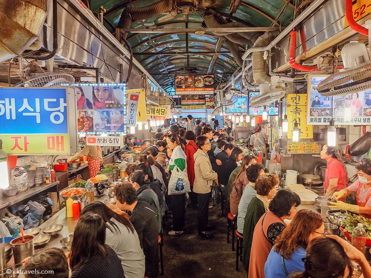 Kalguksu Alley in Namdaemun Market Guide, Seoul