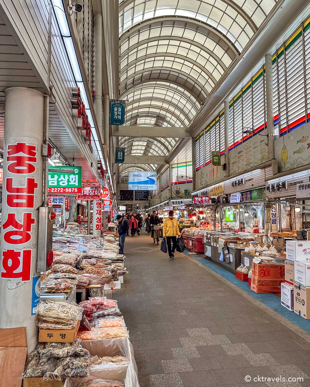 Jungbu Dried Seafood Market Dongdaemun