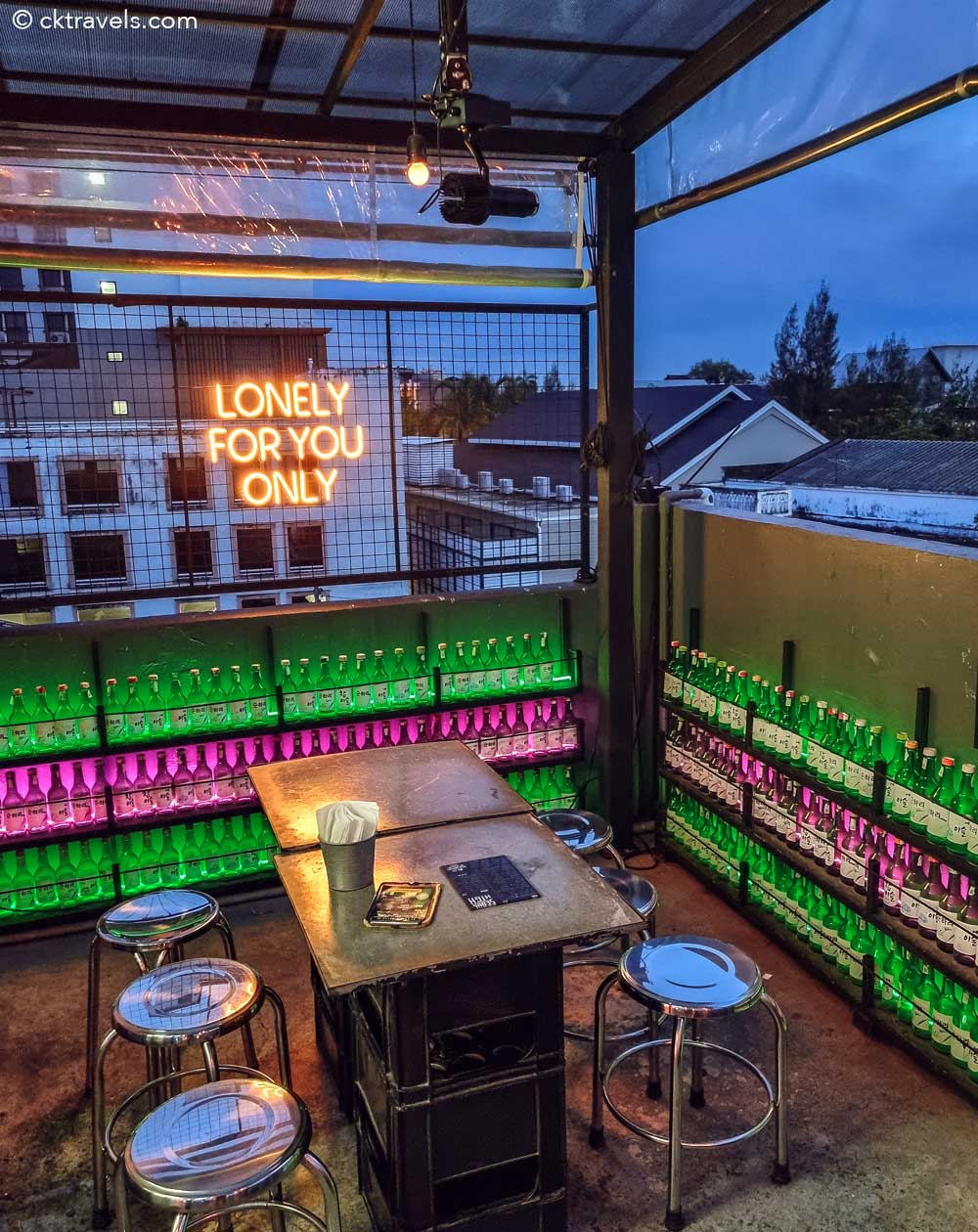 Wind n Wide cnx. Seoul High rooftop bar Chiang Mai