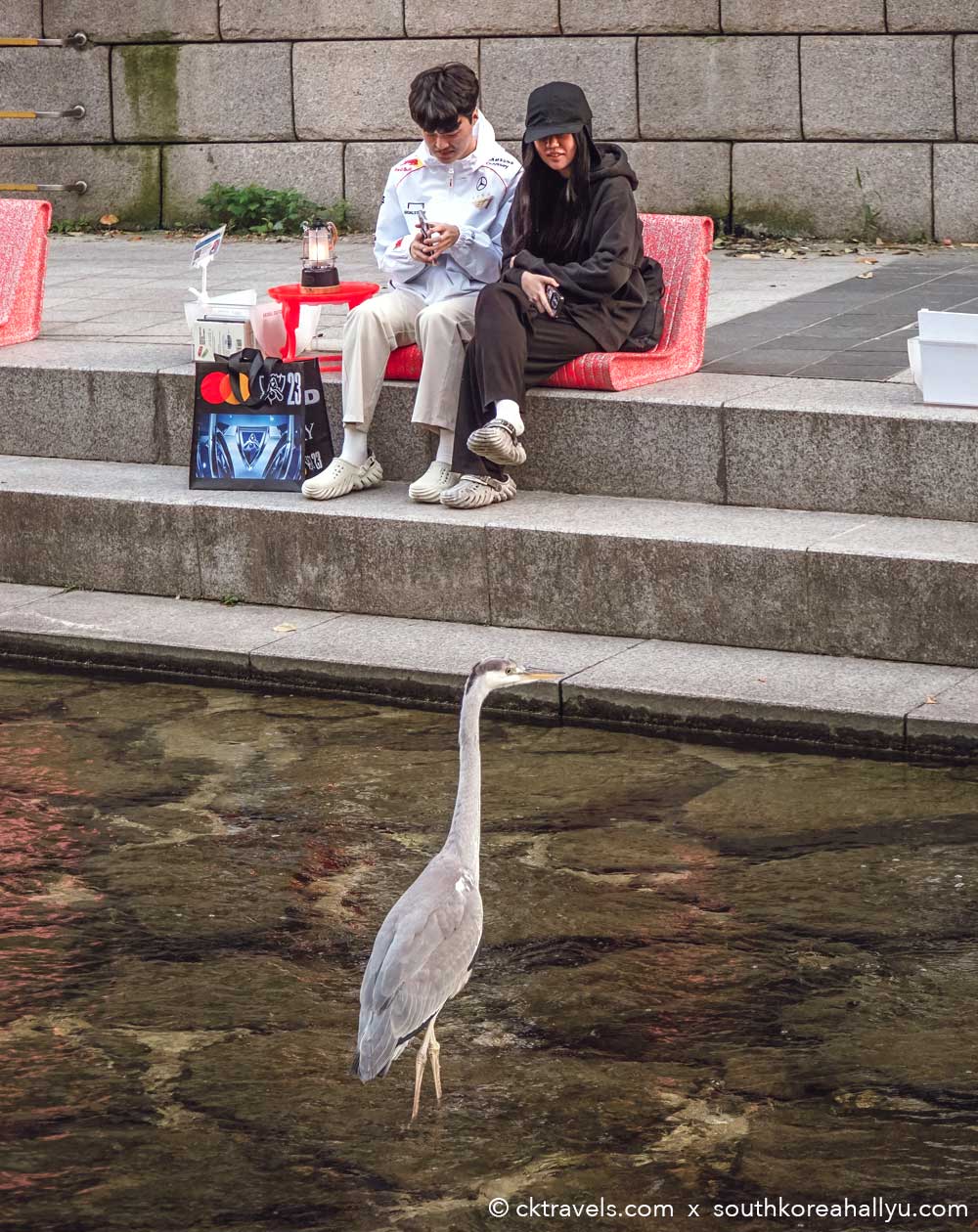 Seoul Outdoor Library at Cheonggyecheon stream