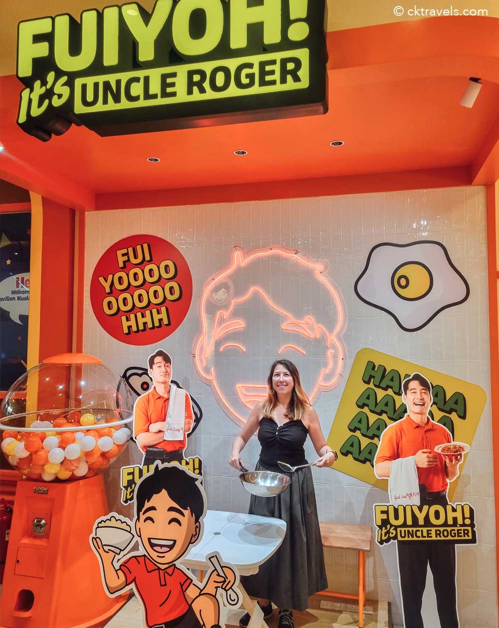 FUIYOH! It’s Uncle Roger restaurant Bukit Bintang Pavilion mall Kuala Lumpur Malaysia