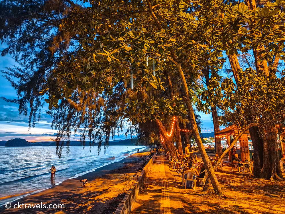 Strawberry Moons Beach Bar Ao Nang